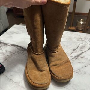 Women's UGG Tan Suede Boots